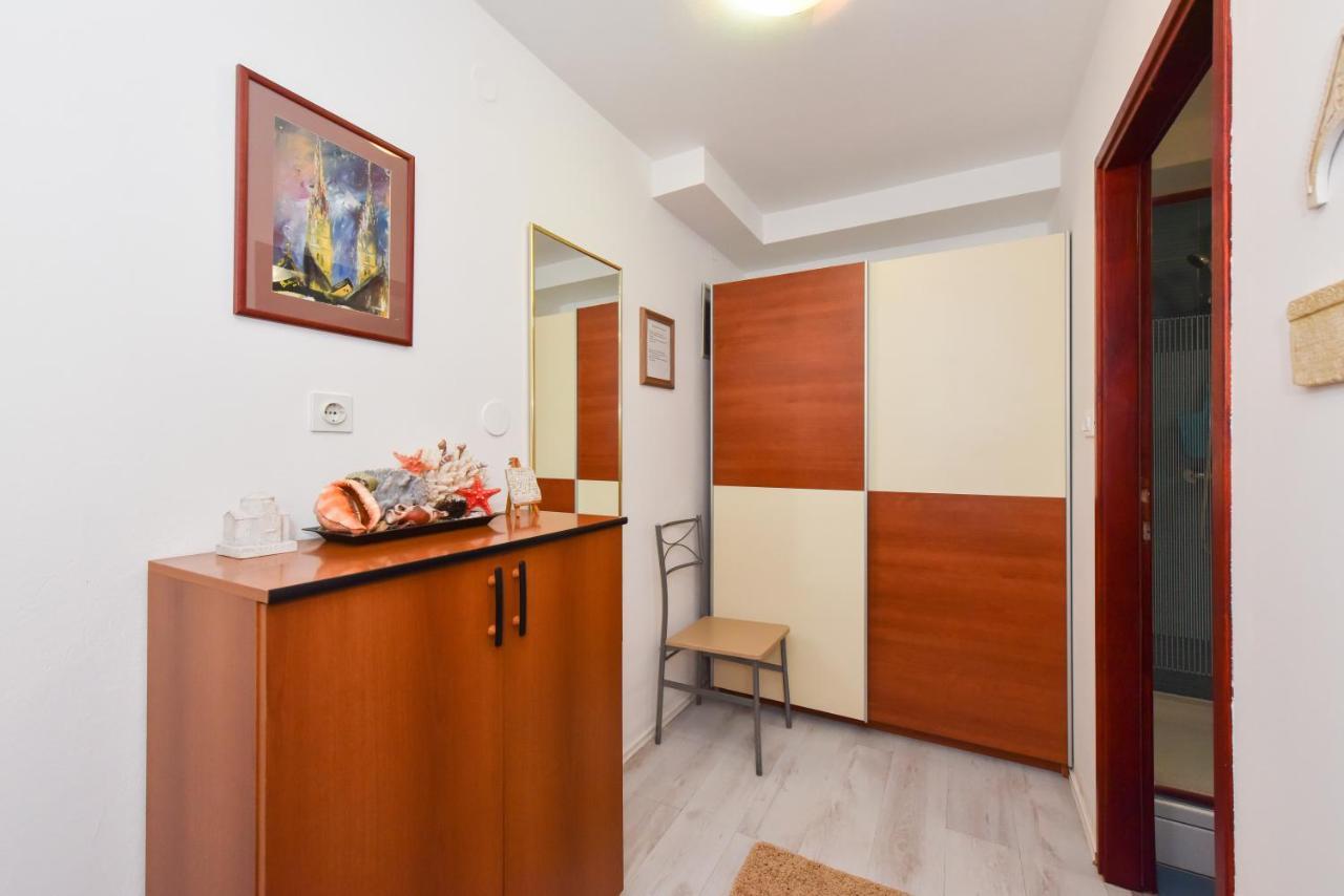 Lovely Apartment In The Groundfloor Zadar Zewnętrze zdjęcie