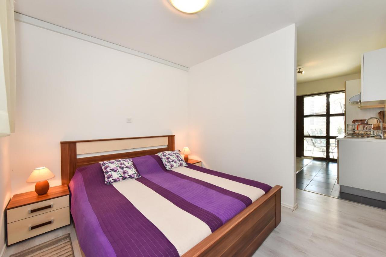 Lovely Apartment In The Groundfloor Zadar Zewnętrze zdjęcie